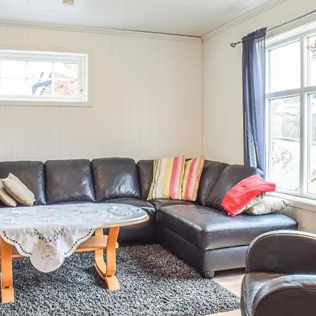 Awesome In Holmefjord