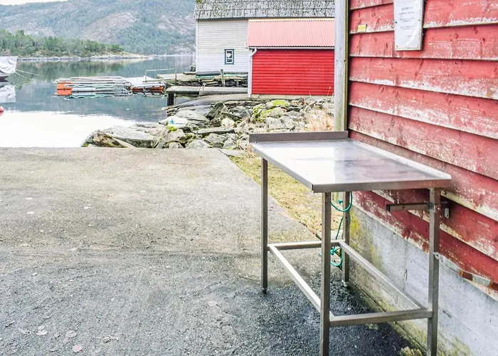 Awesome In 度假居 Holmefjord